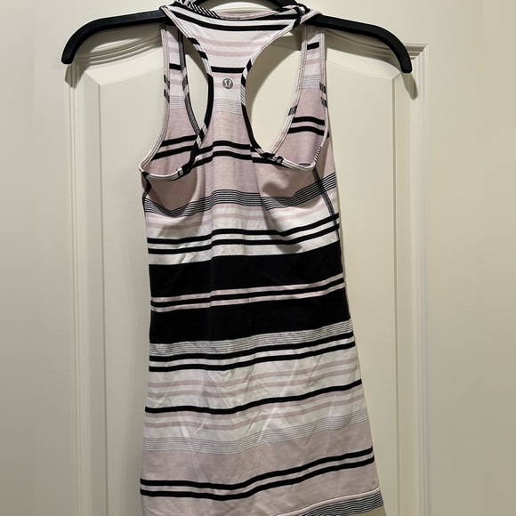 Lululemon Athletica Women White Active Tank - Picture 4 of 5